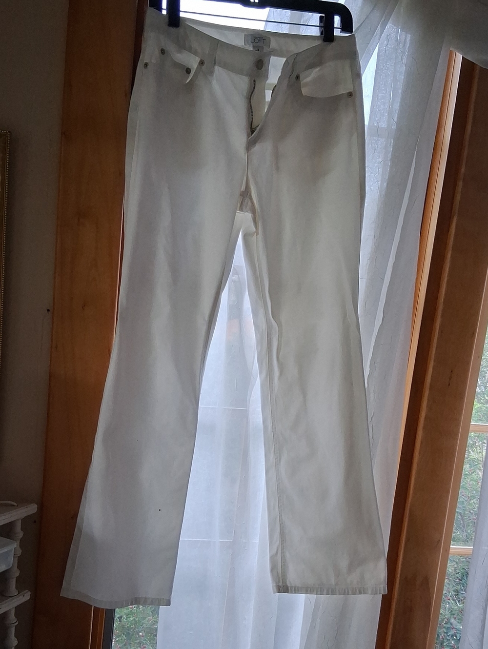 LOFT Women's White Straight-Leg Jeans